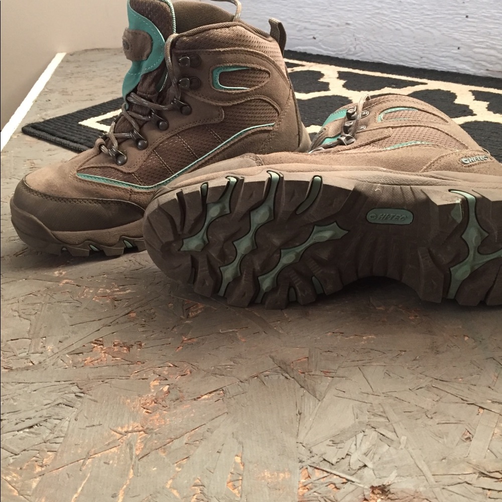 Hi-Tec hiking boots